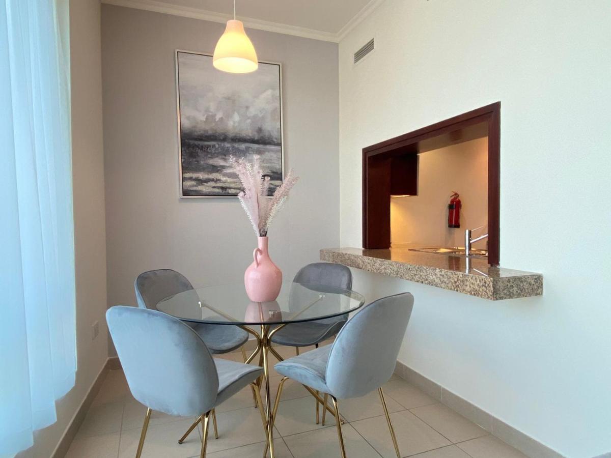 Durrani Homes - Elegant 1Br At Burj Views ドバイ エクステリア 写真